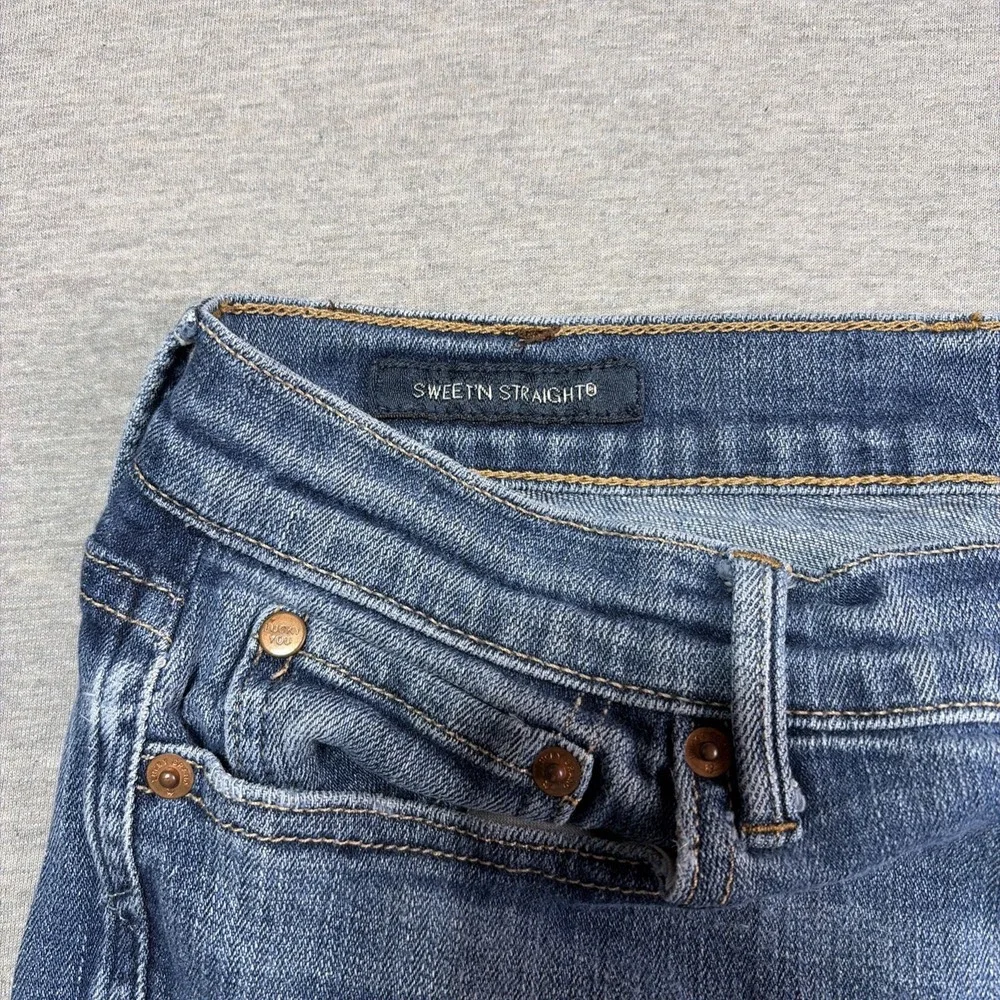 Lucky Brand Jeans Sweet'n Straight Women's Blue Denim - Fits 31x31 -missing Tags